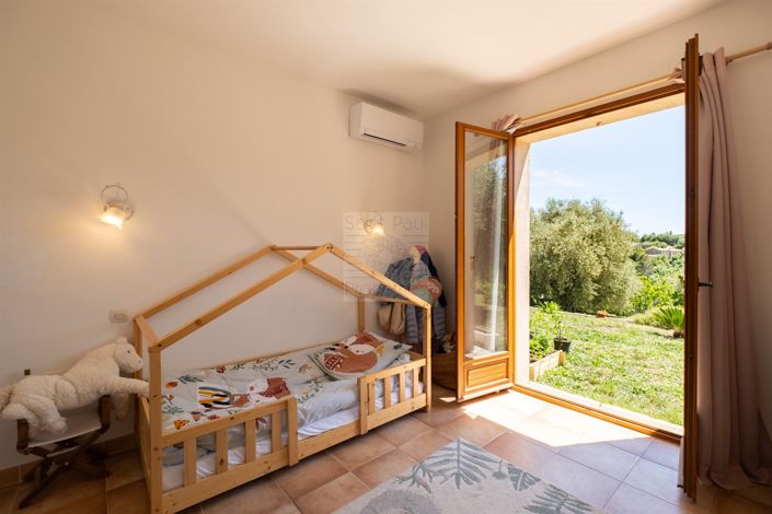 Image No.16-4 Bed House for sale