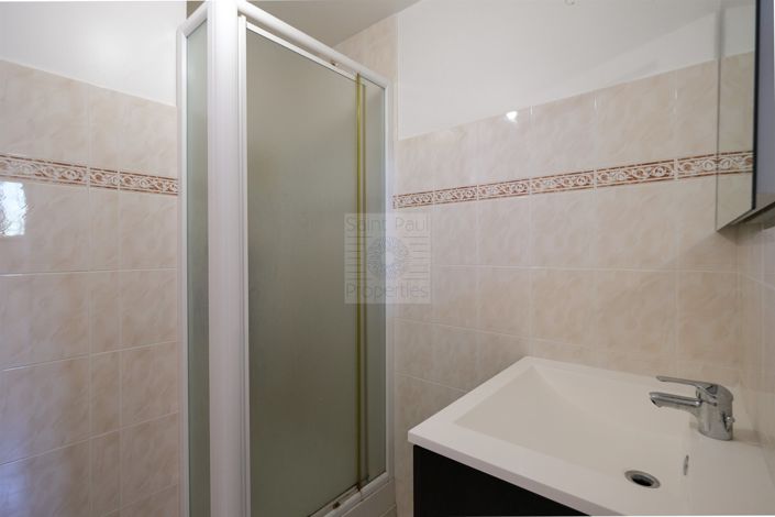 Image No.19-4 Bed House for sale
