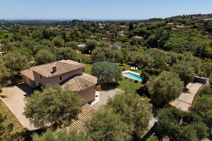 Image No.2-4 Bed House for sale