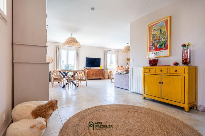 Image No.3-3 Bed House for sale