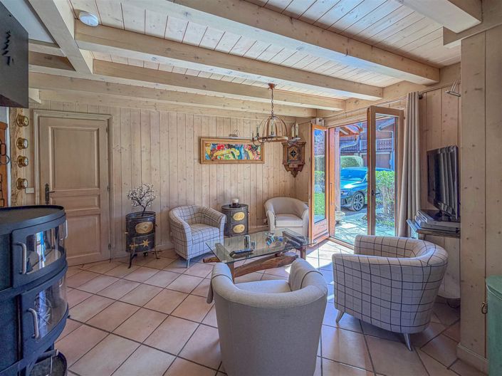 Image No.3-3 Bed House for sale