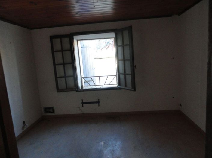 Image No.14-House for sale