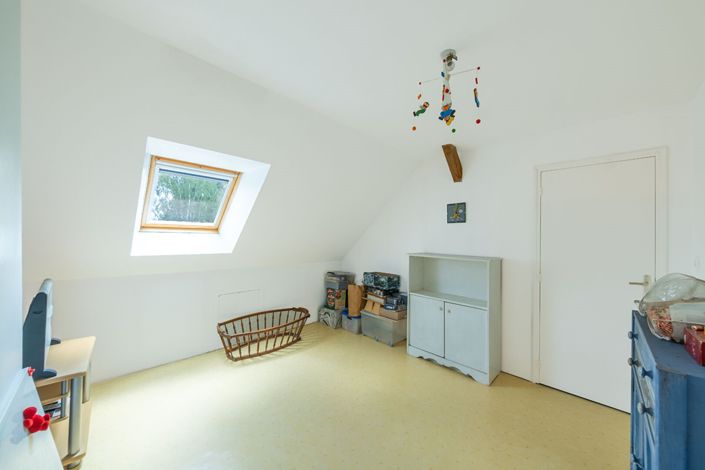 Image No.18-7 Bed House for sale