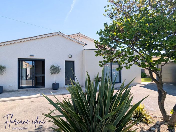 Image No.16-3 Bed House for sale