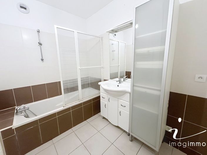 Image No.9-3 Bed Apartment for sale