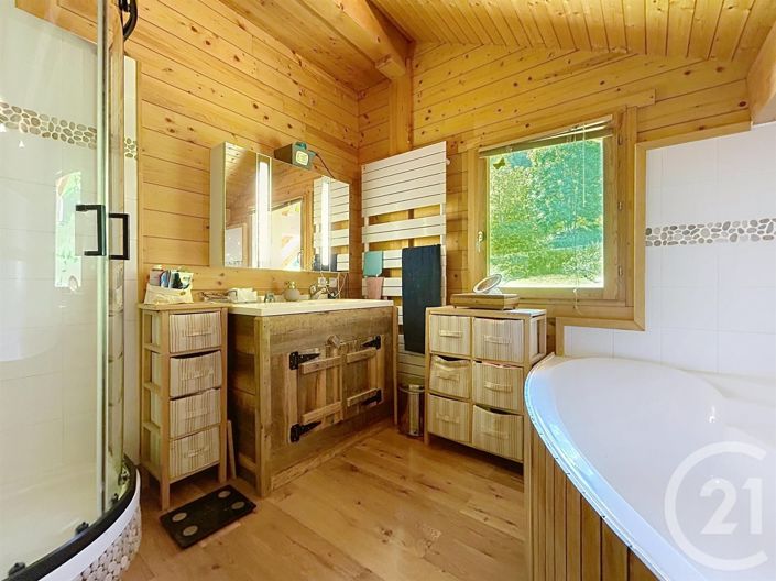 Image No.11-3 Bed House for sale