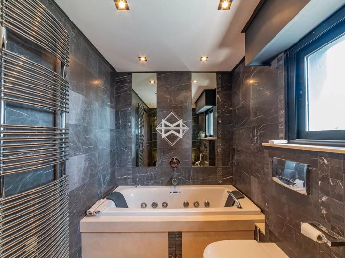 Image No.16-3 Bed House for sale