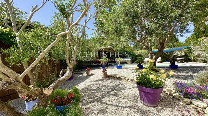 Image No.4-4 Bed House for sale