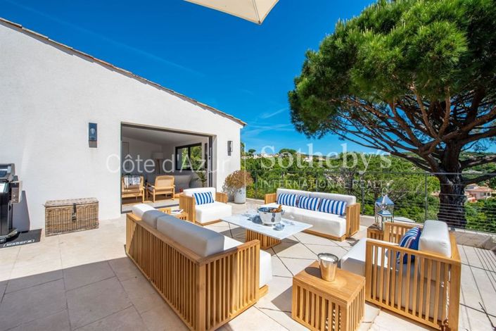 Image No.3-5 Bed Property for sale