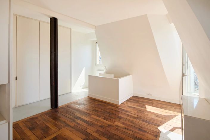 Image No.12-2 Bed Apartment for sale