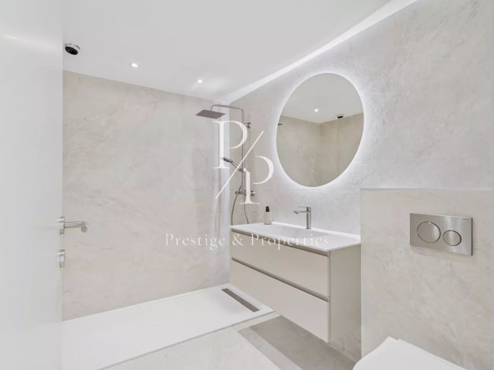 Image No.17-7 Bed House for sale