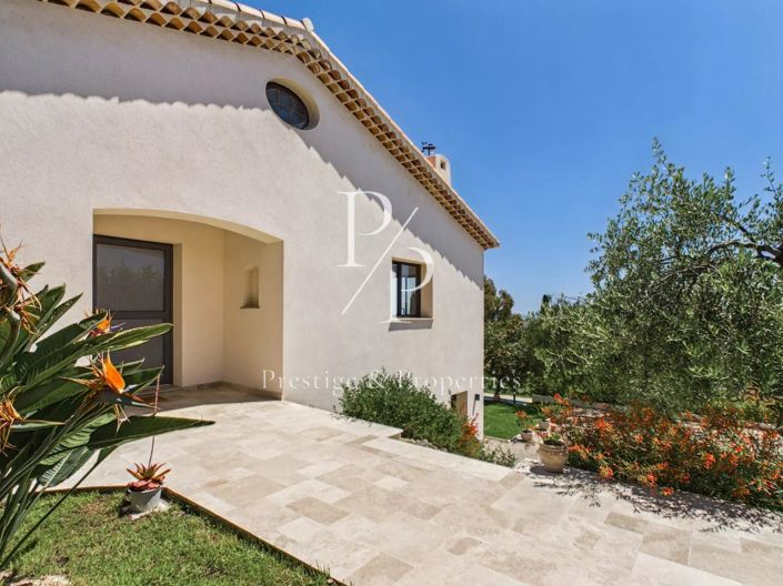 Image No.21-7 Bed House for sale