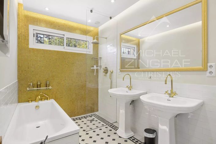 Image No.15-4 Bed House for sale