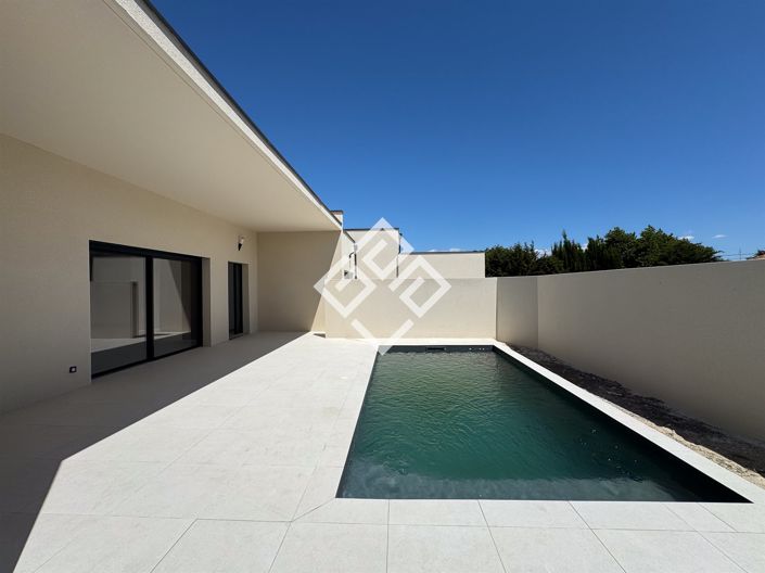 Image No.2-3 Bed House for sale