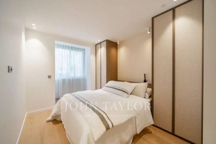 Image No.23-2 Bed Apartment for sale