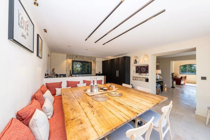 Image No.9-3 Bed House for sale
