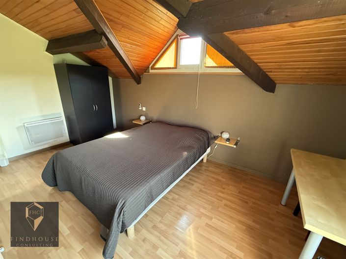 Image No.12-5 Bed House for sale