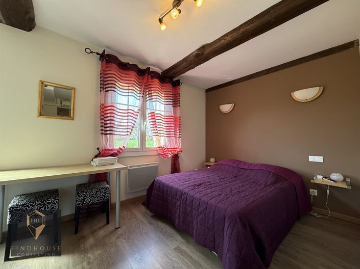 Image No.7-5 Bed House for sale
