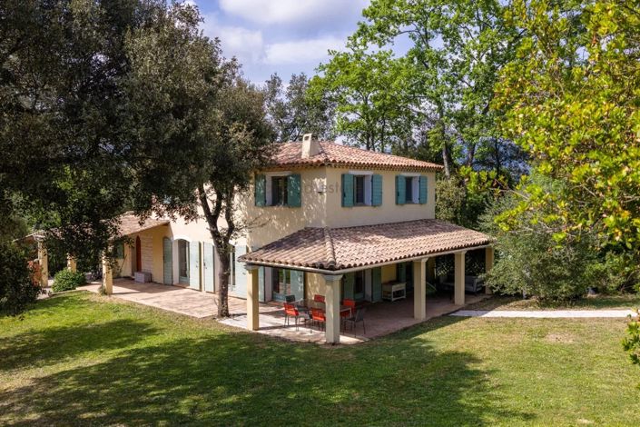 Image No.9-5 Bed House for sale