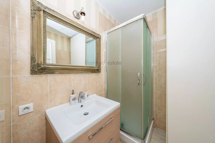Image No.8-2 Bed Apartment for sale