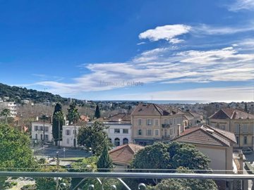 a05gw8xz3ub5qkf93