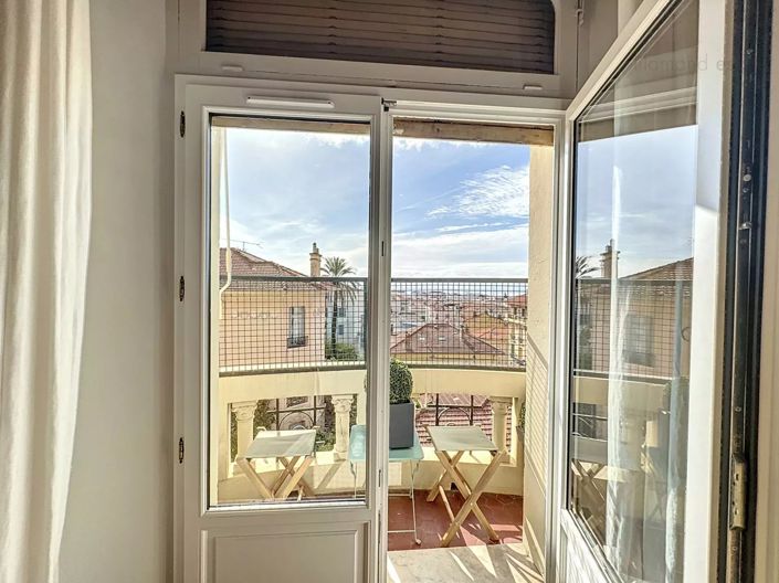 Image No.8-3 Bed Apartment for sale