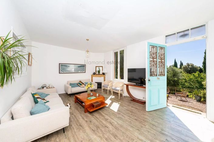 Image No.16-5 Bed House for sale