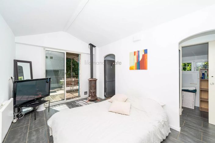 Image No.34-5 Bed House for sale