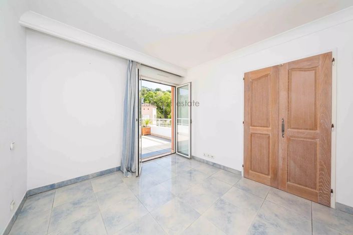 Image No.14-3 Bed Apartment for sale