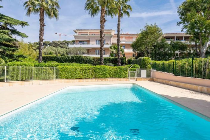Image No.20-3 Bed Apartment for sale