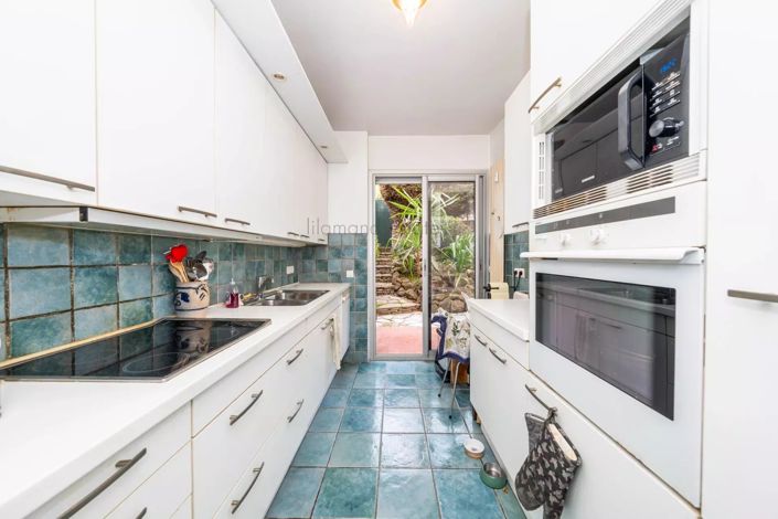 Image No.10-3 Bed Apartment for sale