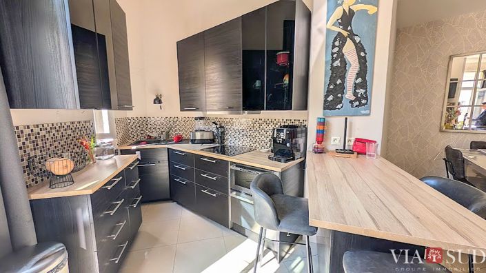 Image No.8-3 Bed Apartment for sale