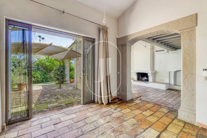 Image No.6-3 Bed House for sale