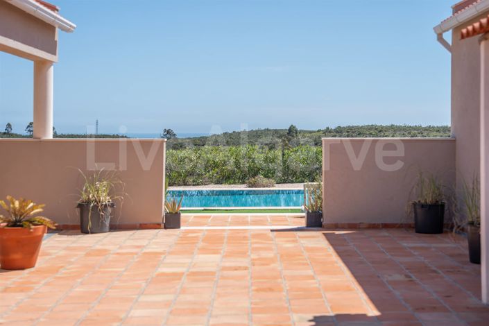 Image No.51-5 Bed House for sale
