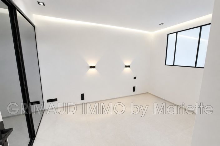 Image No.3-Appartement de 1 chambre à vendre à Sainte-Maxime