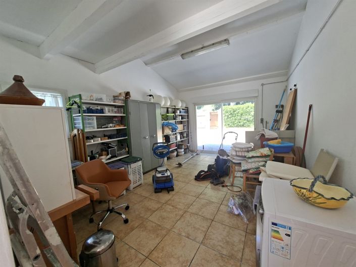 Image No.23-4 Bed House for sale