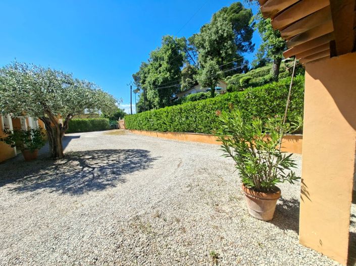 Image No.38-4 Bed House for sale