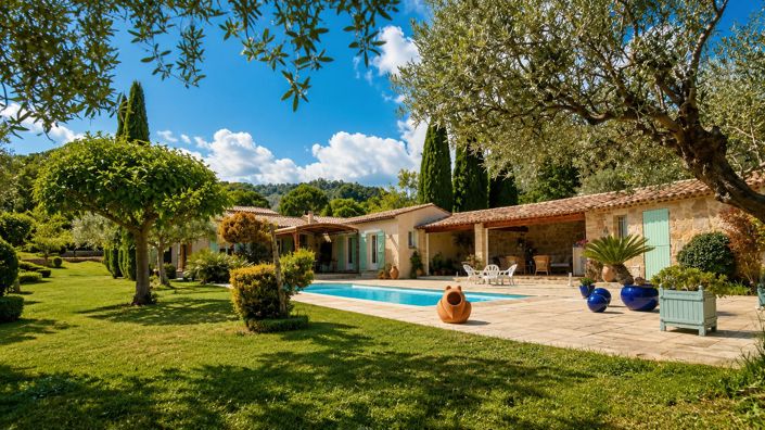 Beautiful Domain with Equestrian Facility in Salernes