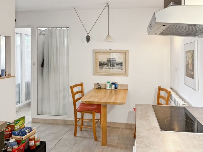 Image No.15-4 Bed House for sale