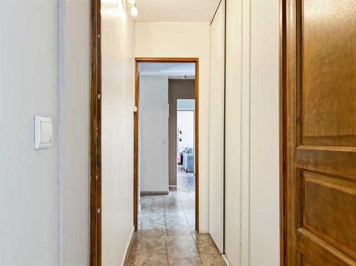 Image No.16-3 Bed House for sale