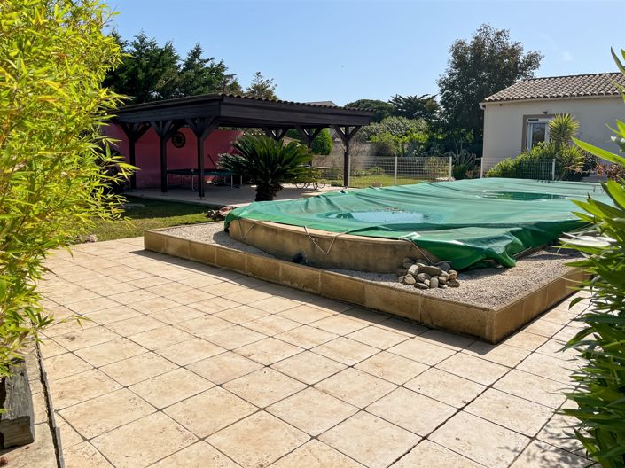 Image No.25-3 Bed House for sale