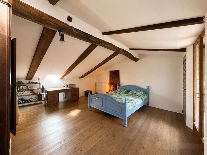Image No.11-3 Bed House for sale