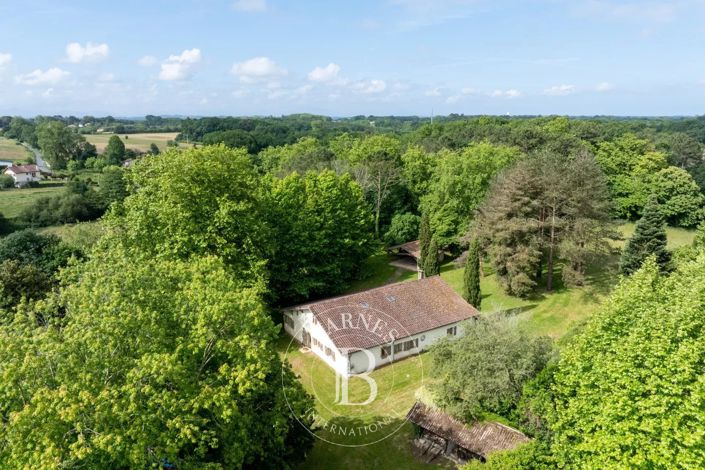 Image No.29-6 Bed House for sale