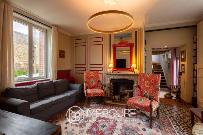 Image No.4-8 Bed House for sale