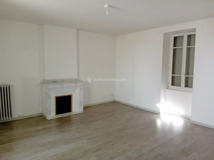 Image No.10-2 Bed House for sale