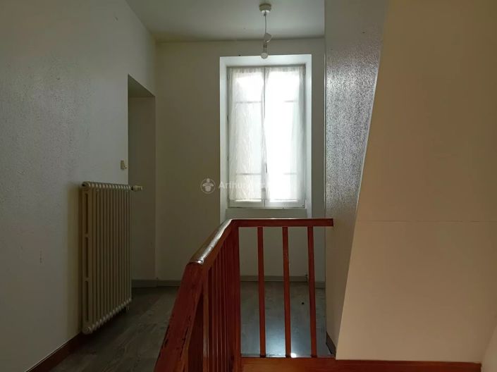 Image No.9-2 Bed House for sale
