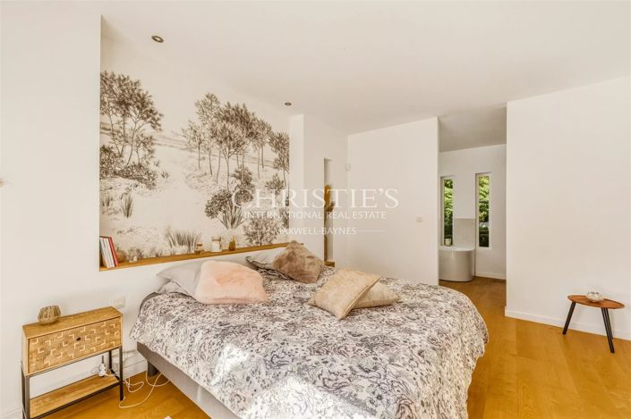 Image No.14-House for sale