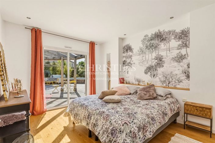 Image No.15-House for sale