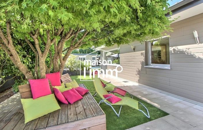 Image No.3-3 Bed House for sale