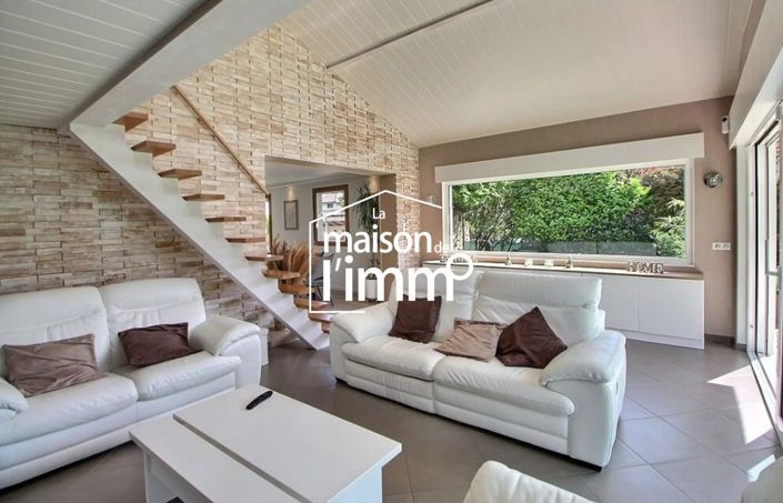 Image No.5-3 Bed House for sale